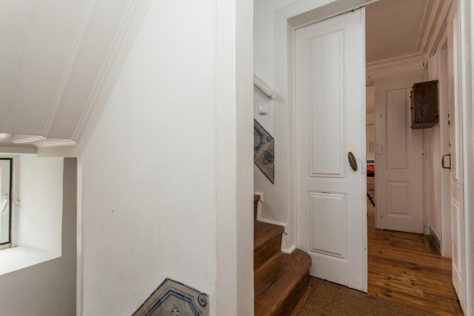 C2 Bairro Alto 18Th Century Beautiful Apartment Lisbona Esterno foto